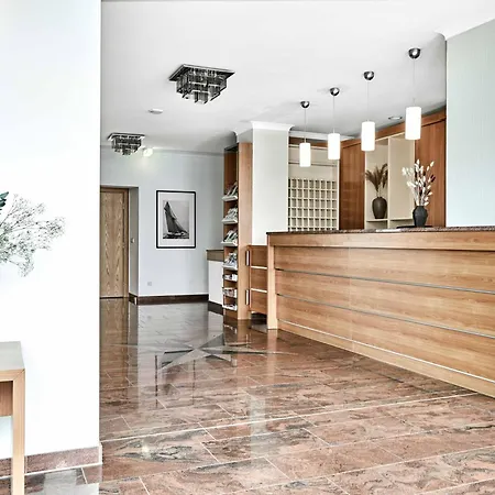 Отель Binzer Hof Остзебад Бинц