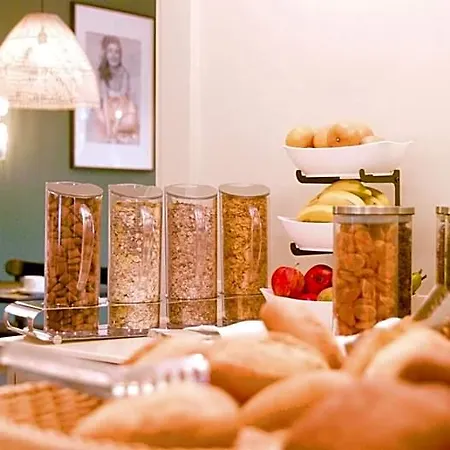 Binzer Hof Hotel 4*
