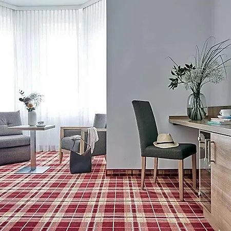 Binzer Hof 4*
